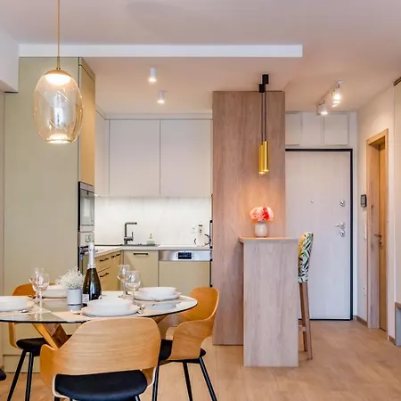 Myflat Coral 64 Premium Apartment *