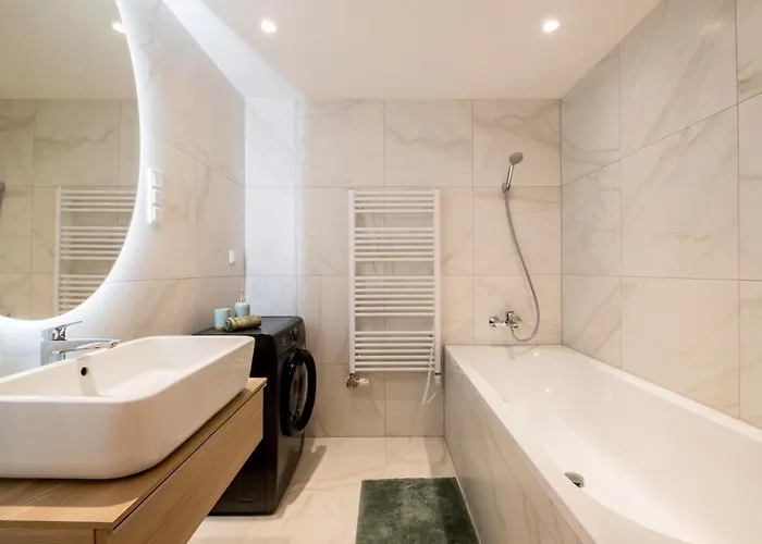 Mf Coral 64 Premium Apartament *