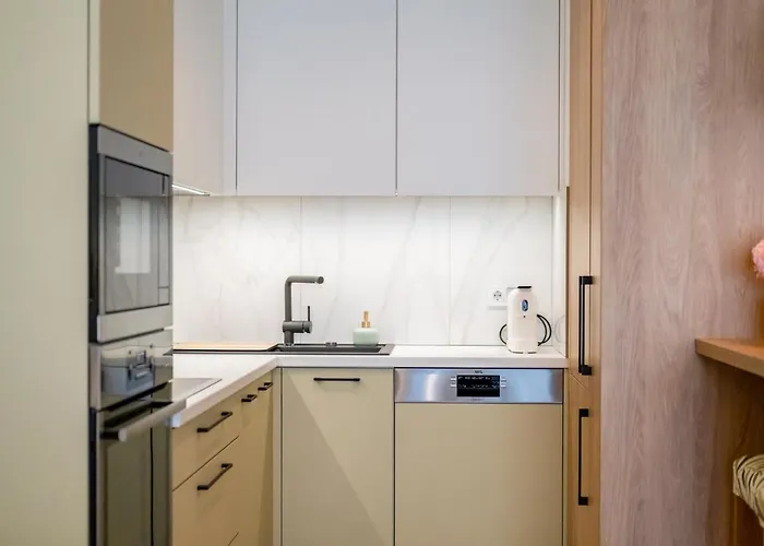 Mf Coral 64 Premium Apartament *